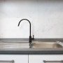 Rubinetto una via Elegance in Acciaio Inox NERO | bellerofonteacqua.com