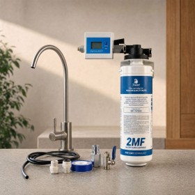 Kit di filtrazione Swan Digital Essential con rubinetto | Bellerofonteacqua.com